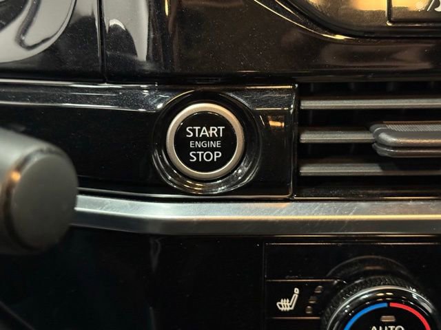 Used 2023 Nissan Pathfinder SL w/ SL Premium Package image 17