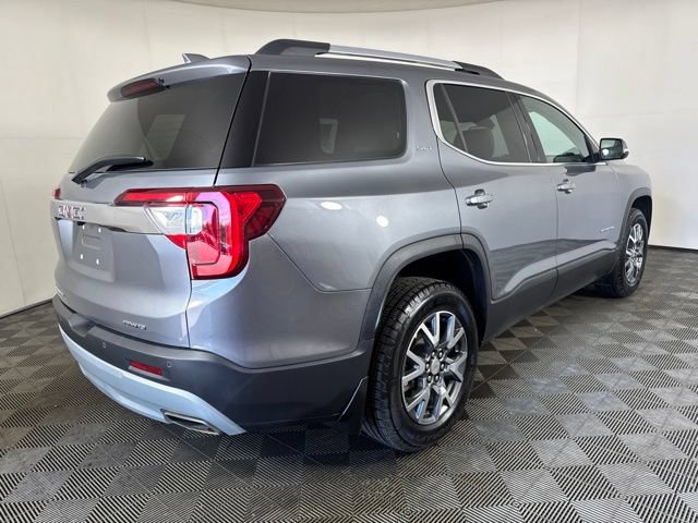 Used 2022 GMC Acadia SLT w/ Technology Package AWD/4WD image 3