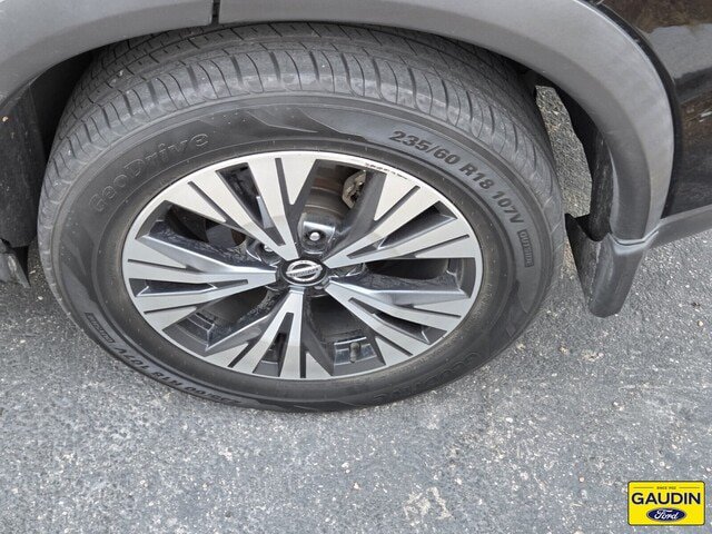 Used 2021 Nissan Rogue SV FWD image 4