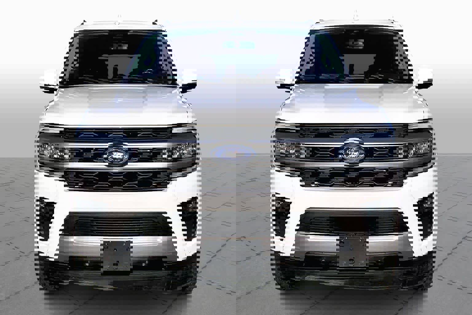 Certified 2023 Ford Expedition XLT image 4