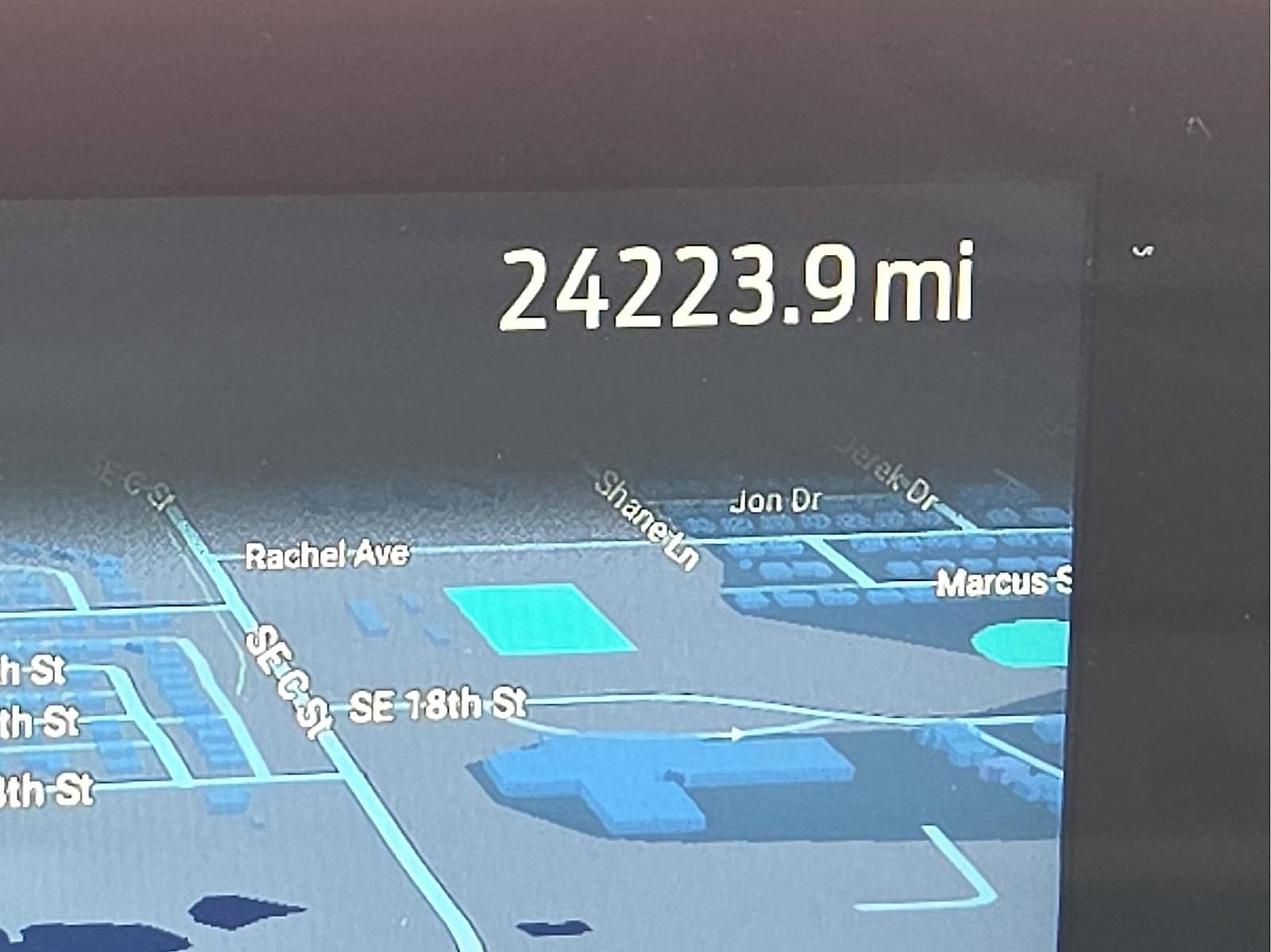 Certified 2025 Ford Expedition Active image 23