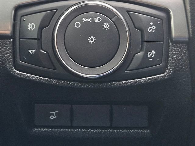 Certified 2019 Ford Explorer XLT w/ Equipment Group 202A FWD image 36