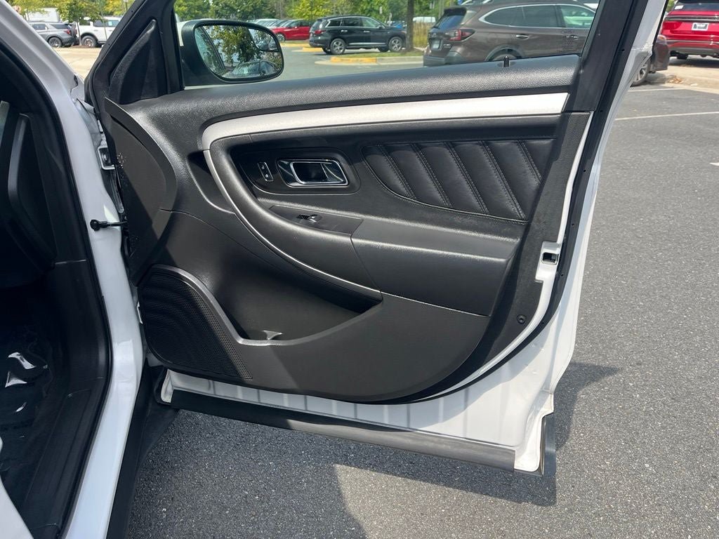 Certified 2017 Ford Taurus SEL w/ Equipment Group 201A FWD image 23