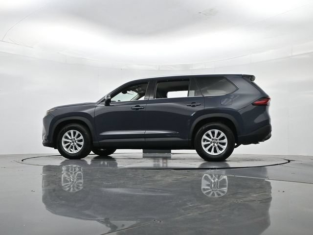 Used 2025 Toyota Grand Highlander AWD image 42