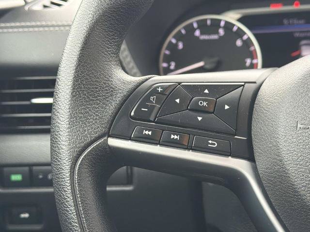 Used 2023 Nissan Sentra SV FWD image 12