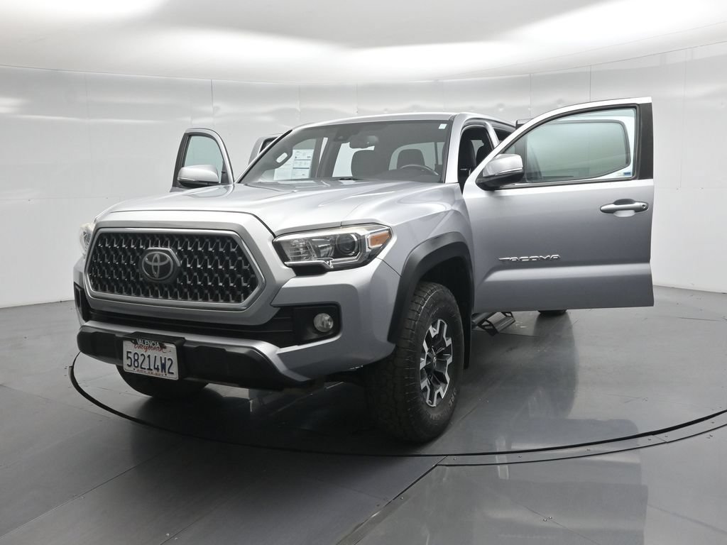 Used 2019 Toyota Tacoma TRD Off-Road w/ Technology Package AWD/4WD image 30
