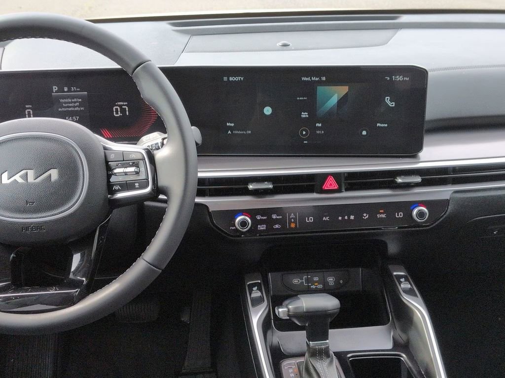 Used 2025 Kia Sorento S w/ Panoramic Sunroof Package image 17