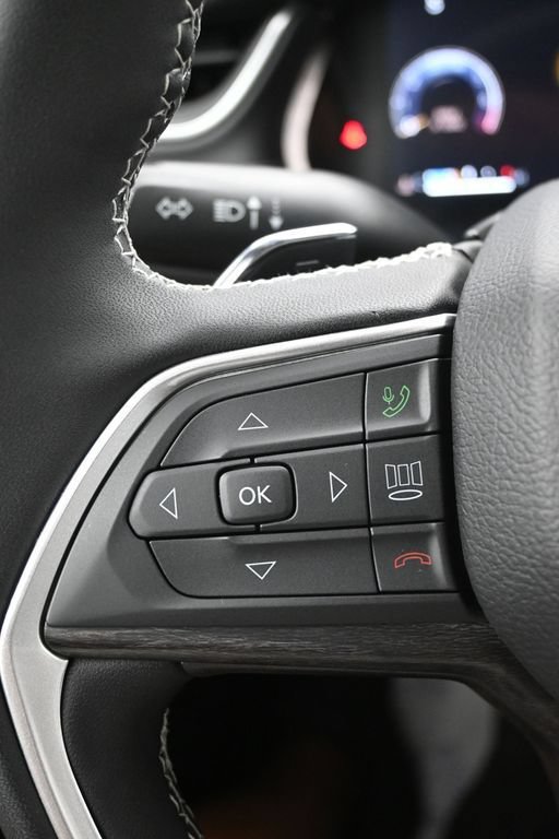 Used 2025 Jeep Grand Cherokee L Limited AWD/4WD image 20
