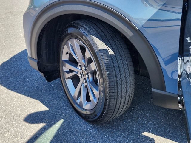 Certified 2025 Ford Explorer Active w/ Active Comfort Package AWD/4WD image 36