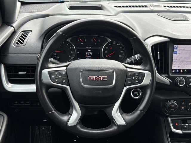 Used 2022 GMC Terrain SLT w/ Infotainment Package II FWD image 8