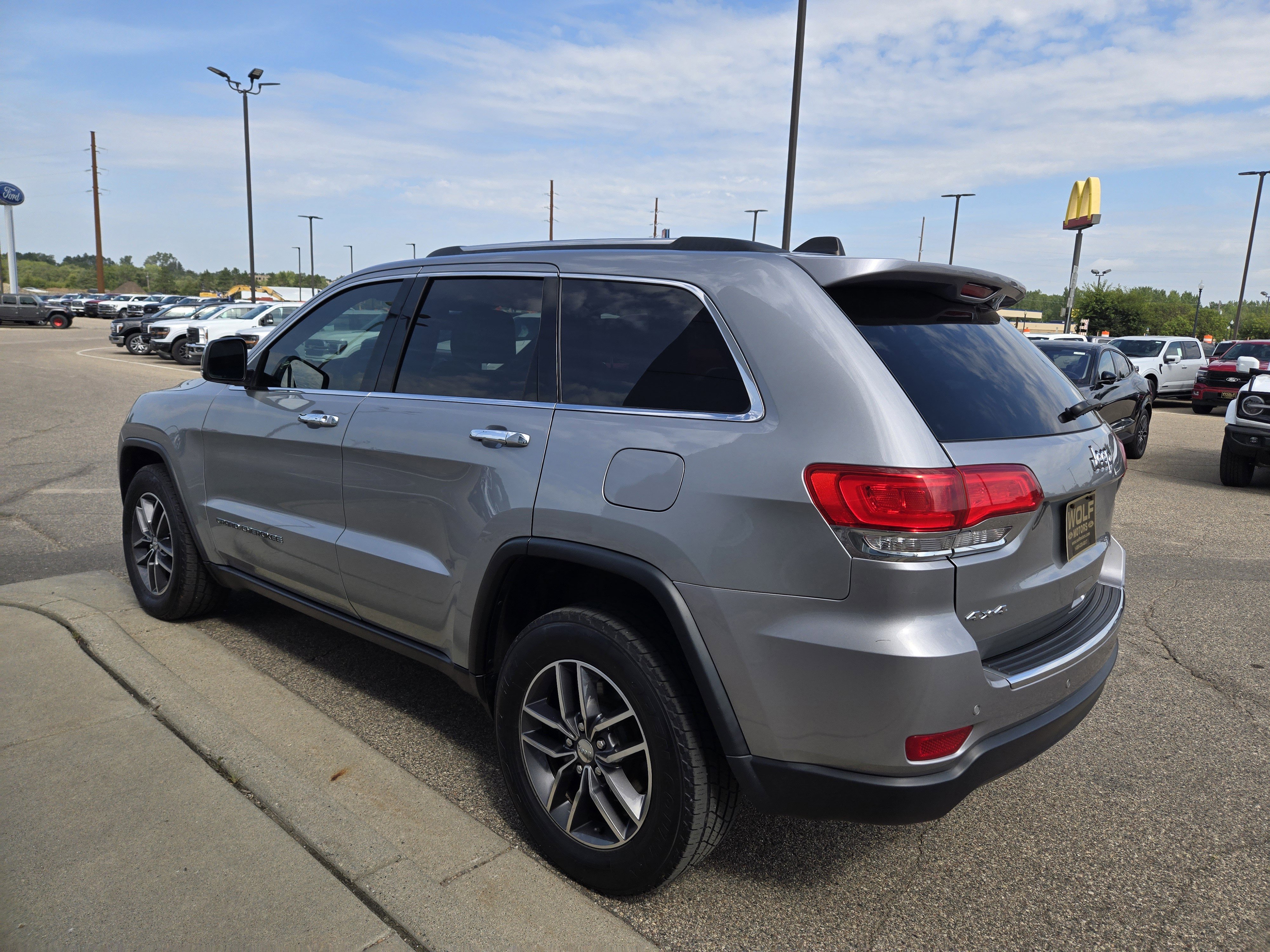 Used 2018 Jeep Grand Cherokee Limited image 18