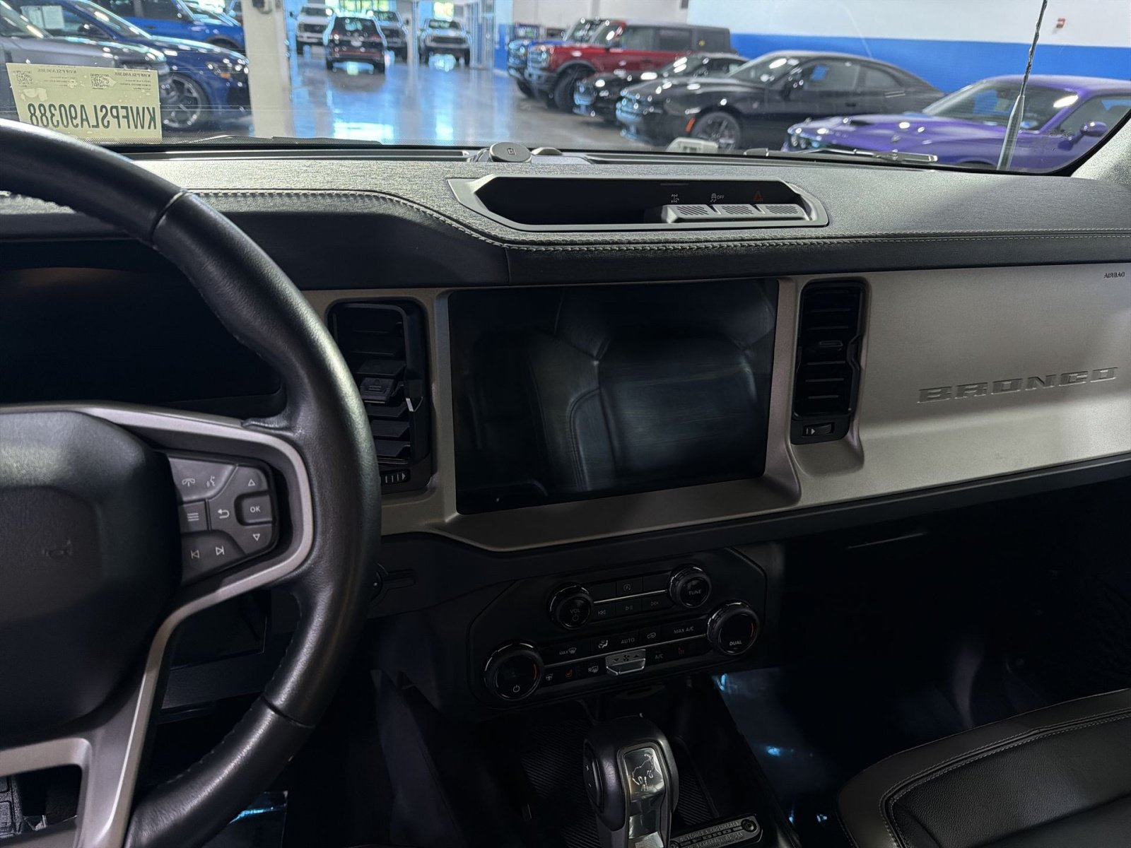 Certified 2025 Ford Bronco Outer Banks AWD/4WD image 19