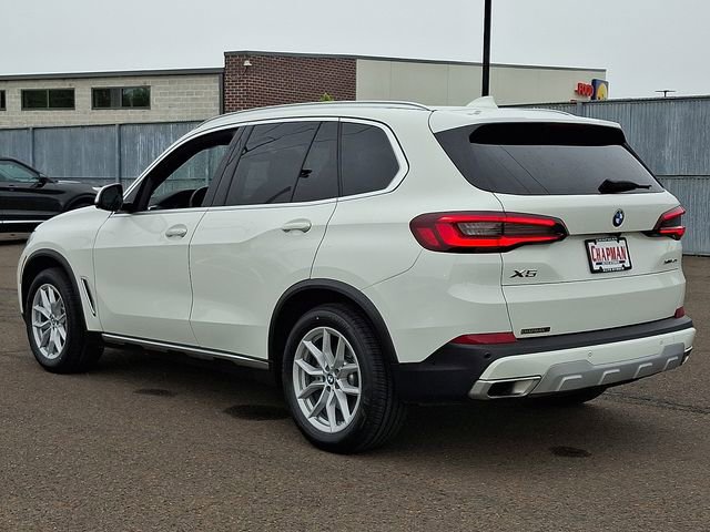 Used 2023 BMW X5 xDrive40i w/ Premium Package AWD/4WD image 4