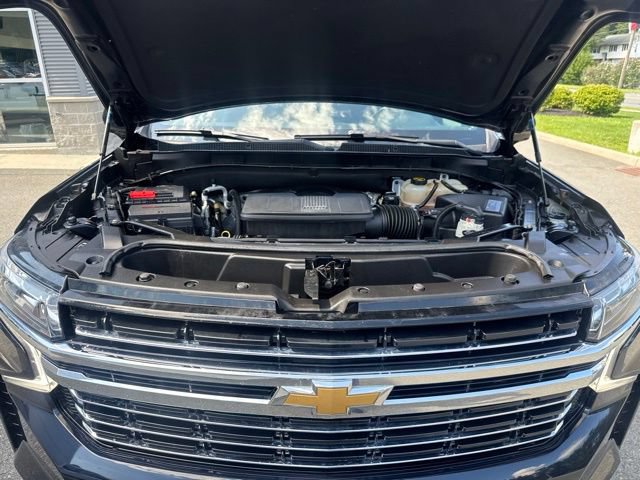 Used 2021 Chevrolet Suburban LT w/ Rear Media and Nav Package AWD/4WD image 18