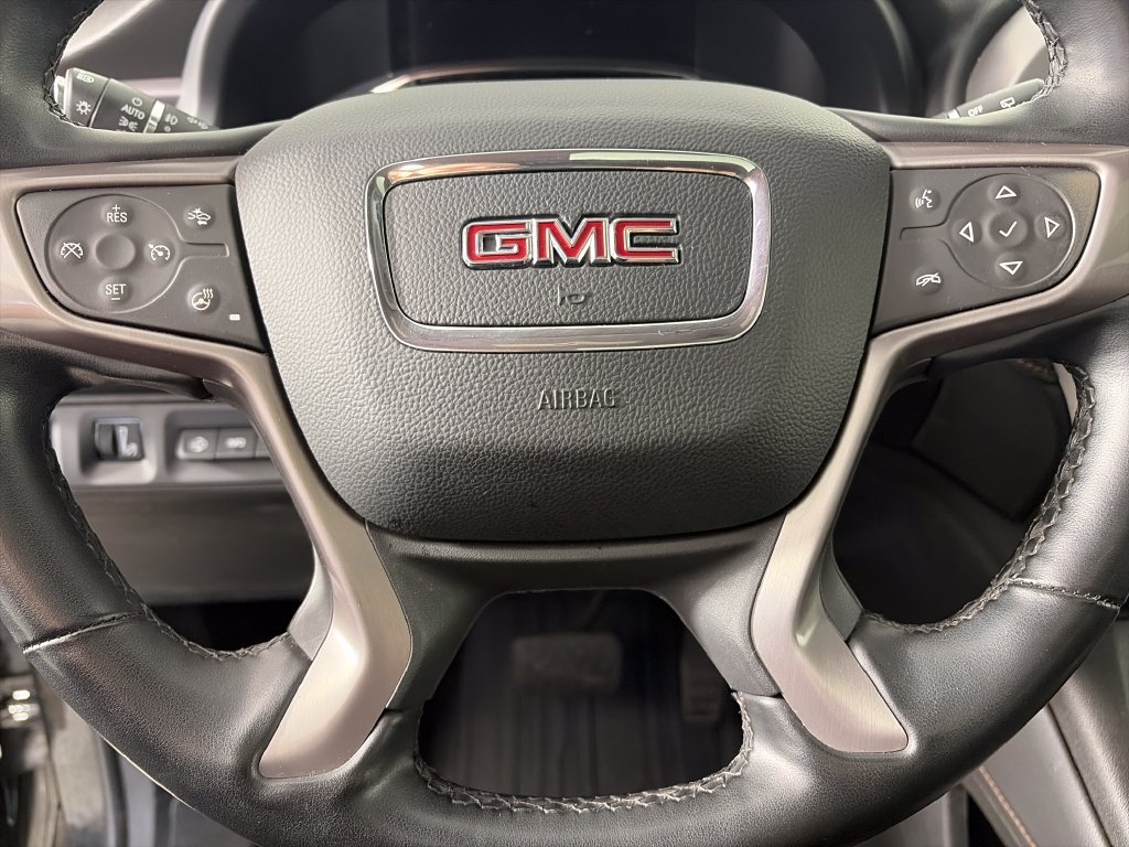 Used 2023 GMC Acadia AT4 w/ Technology Package AWD/4WD image 16