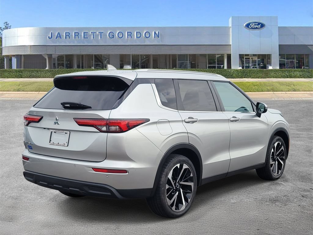 Used 2022 Mitsubishi Outlander ES FWD image 4