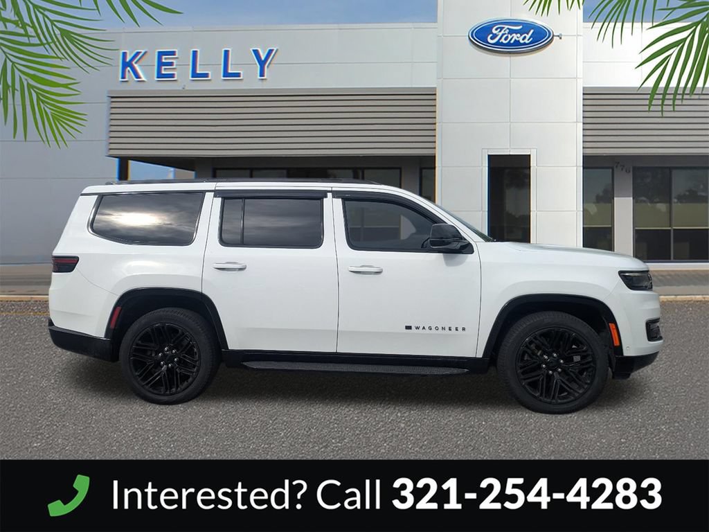 Used 2023 Jeep Wagoneer Series II AWD/4WD image 5
