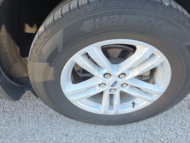 Certified 2023 Ford Explorer XLT RWD image 8