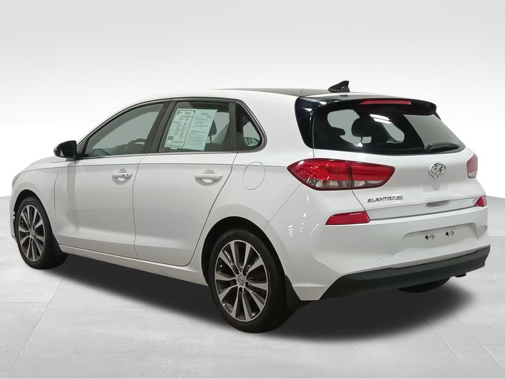 Used 2018 Hyundai Elantra GT w/ Tech Package 03 FWD image 7