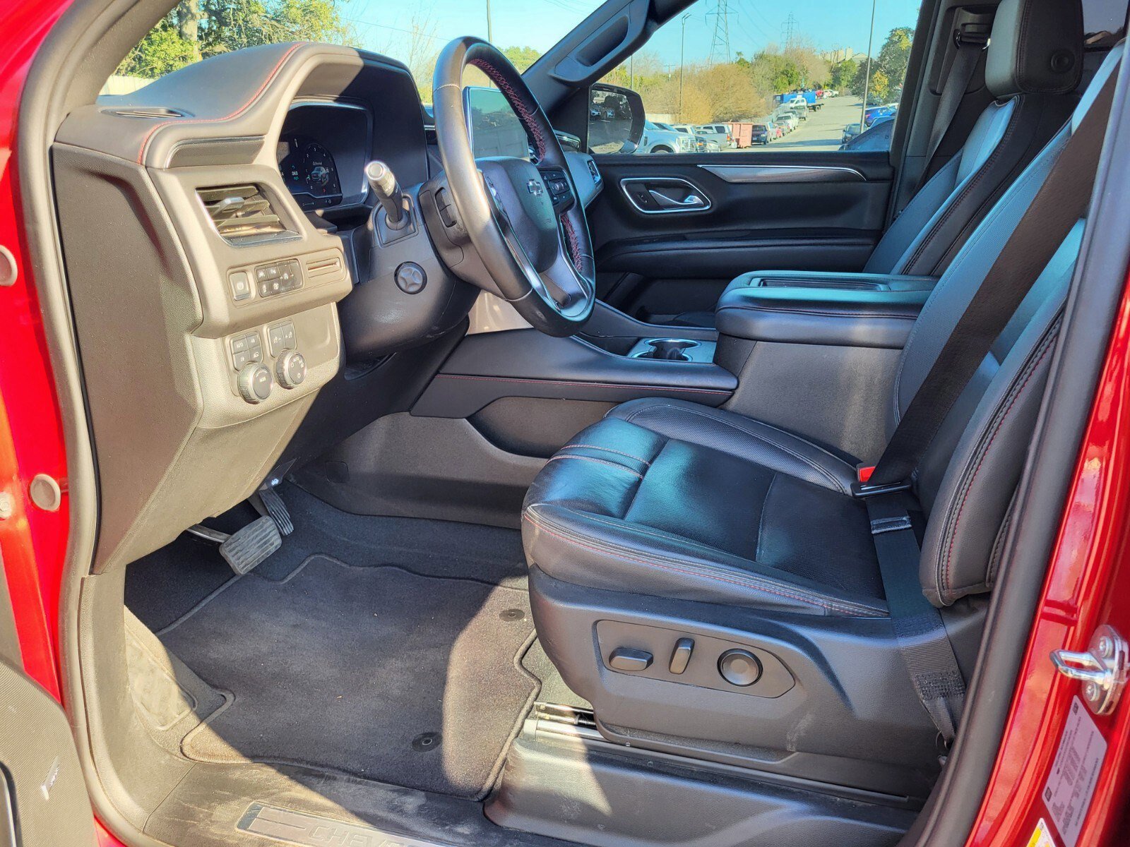 Used 2024 Chevrolet Suburban RST w/ Luxury Package image 20