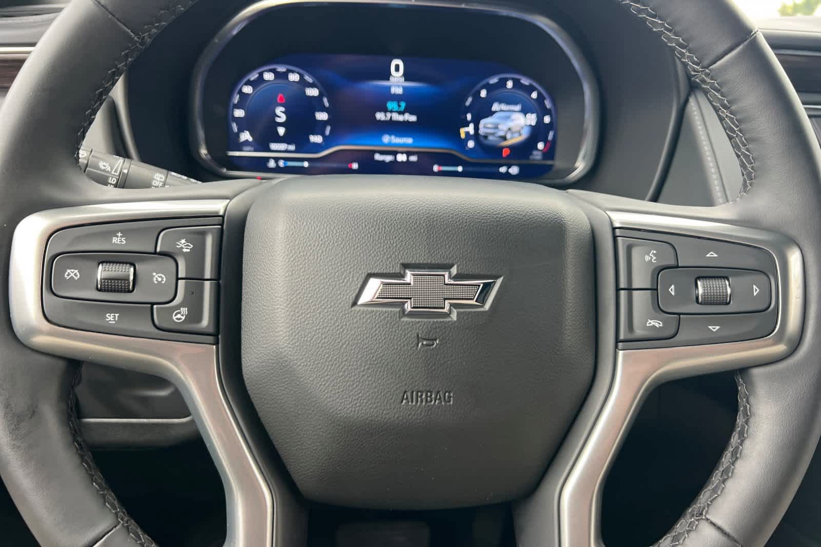 Used 2024 Chevrolet Tahoe Z71 w/ Luxury Package image 26