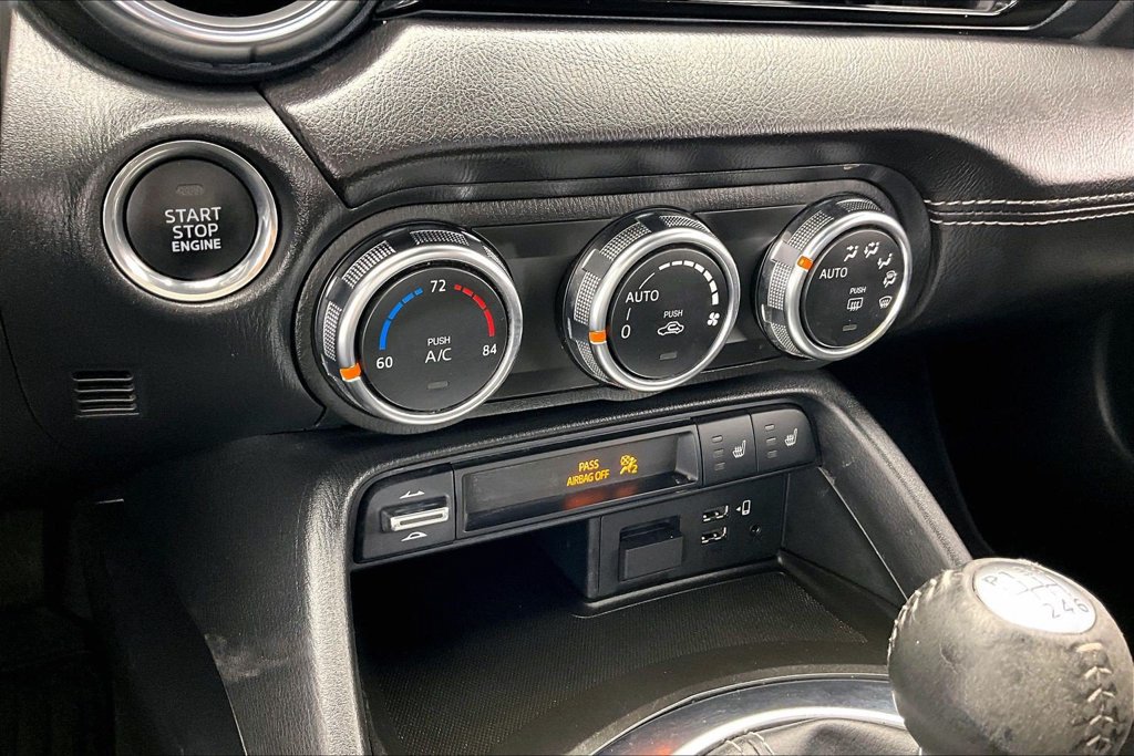 Used 2021 MAZDA MX-5 Miata RF Grand Touring RWD image 27