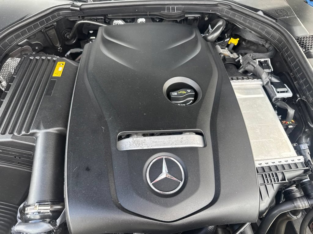 Used 2018 Mercedes-Benz C 300 4MATIC Cabriolet image 38