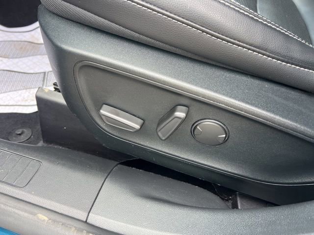 Certified 2020 Ford Escape SEL image 21