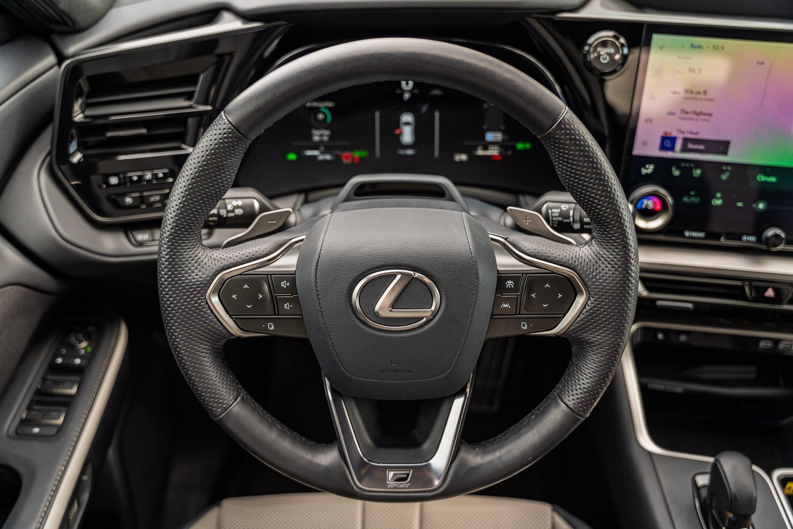 Used 2025 Lexus TX 500h 500h F SPORT Premium image 39