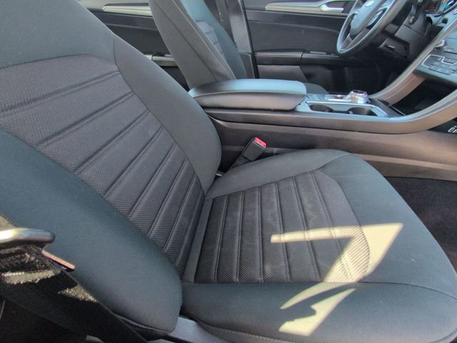 Certified 2020 Ford Fusion SE FWD image 17