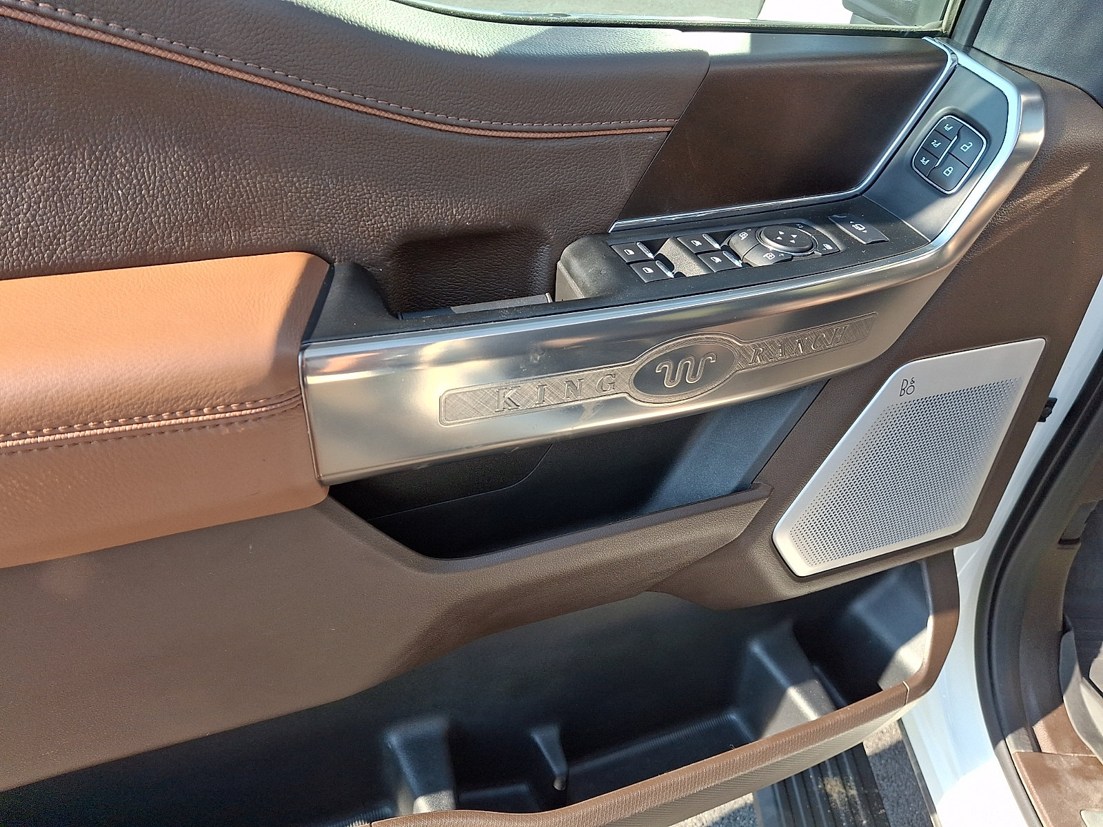 Certified 2025 Ford F150 King Ranch AWD/4WD image 13