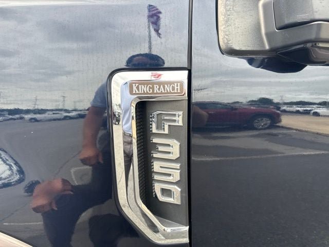 Certified 2021 Ford F350 King Ranch w/ King Ranch Ultimate Package AWD/4WD image 23