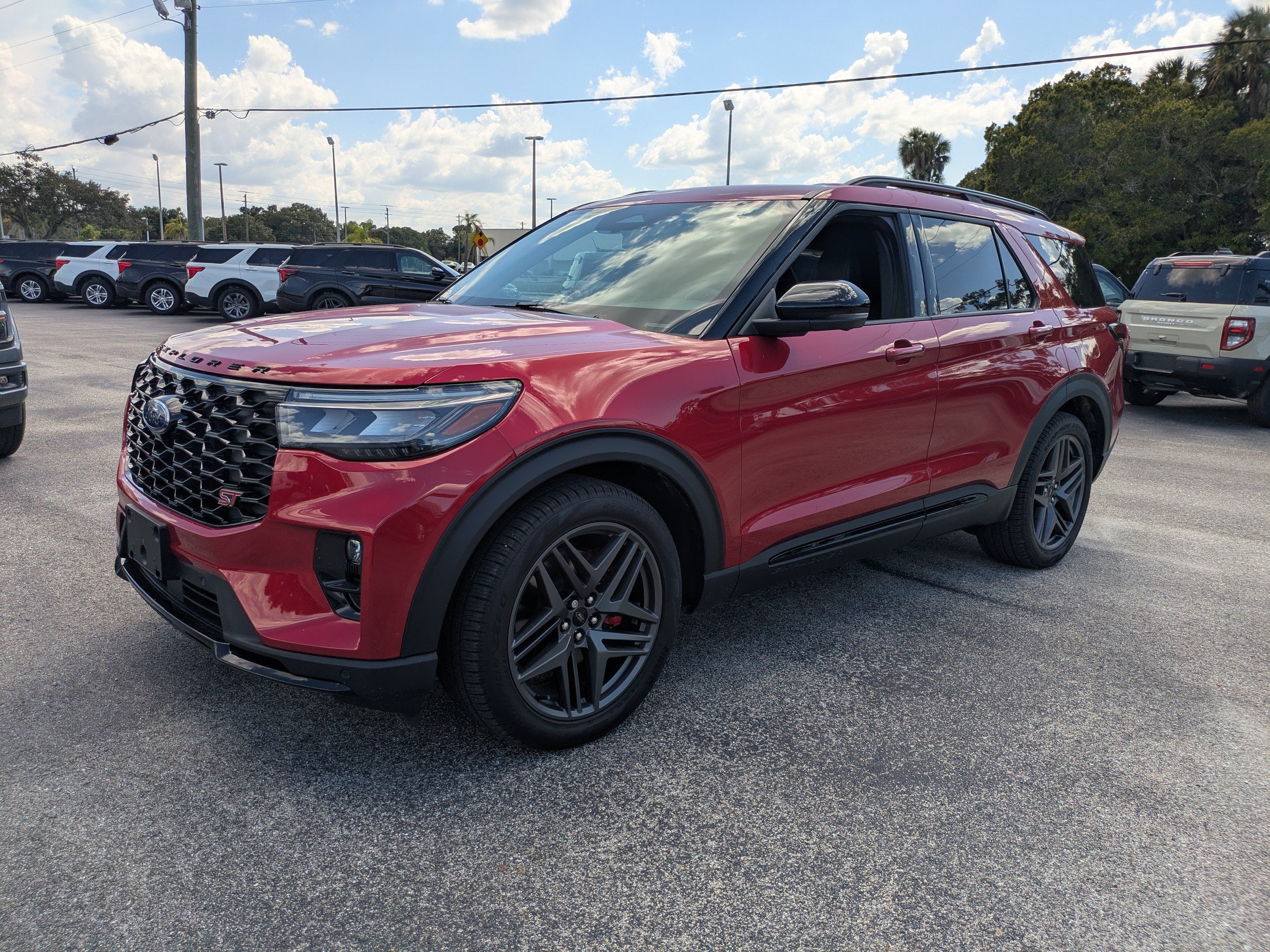 Certified 2026 Ford Explorer ST w/ Sun And Sound Package AWD/4WD image 8