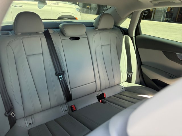 Used 2018 Audi A4 2.0T Ultra Premium w/ Convenience Package FWD image 18