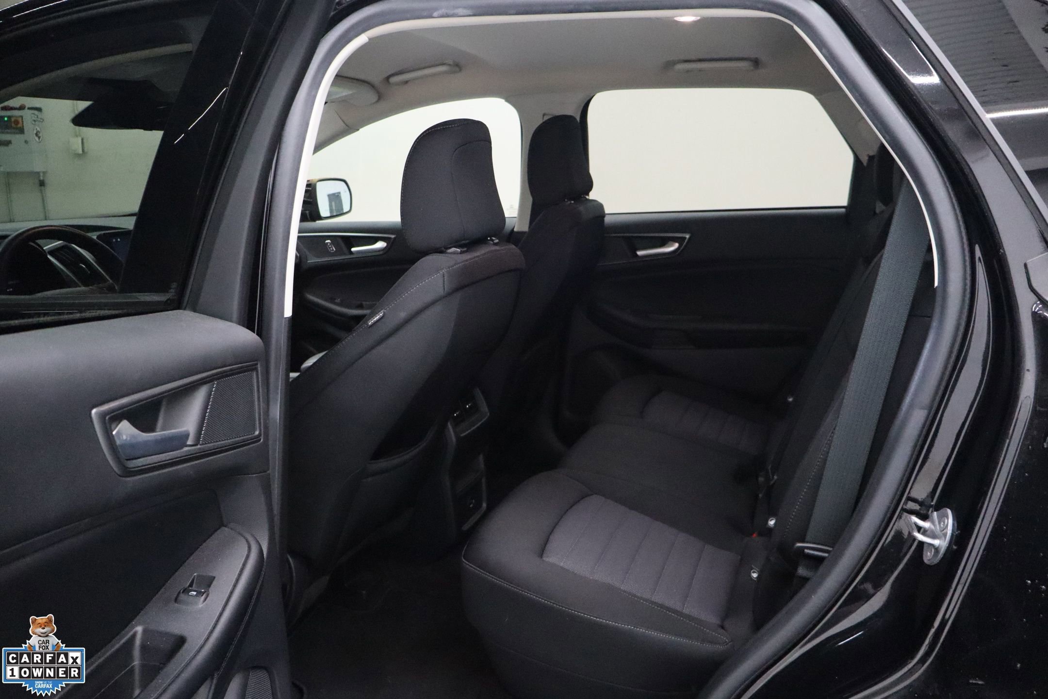 Certified 2022 Ford Edge SE w/ Black Appearance Package image 27