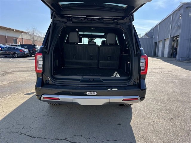 Certified 2023 Ford Expedition Max Platinum image 12