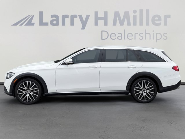 Used 2022 Mercedes-Benz E 450 4MATIC All-Terrain Wagon image 2
