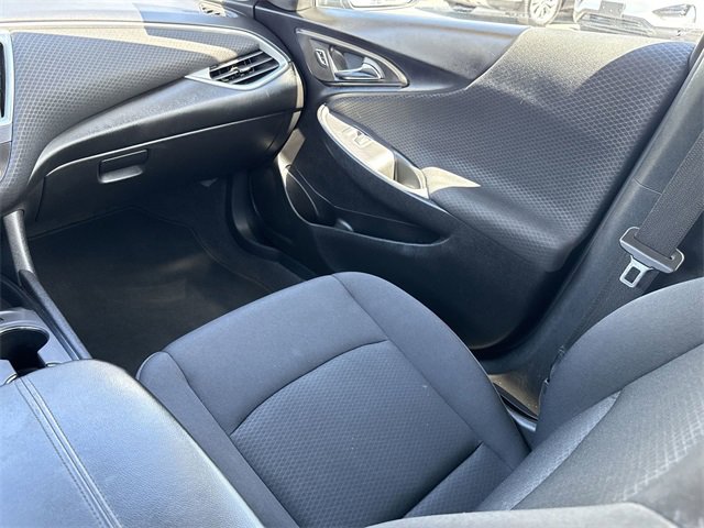 Used 2024 Chevrolet Malibu LT image 19