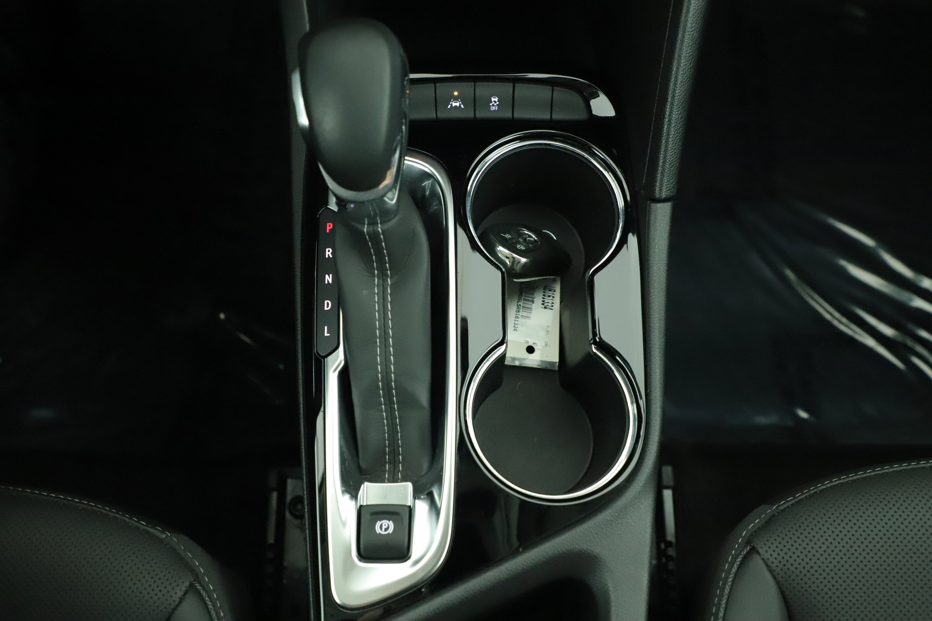 Used 2024 Buick Encore GX Sport Touring image 7