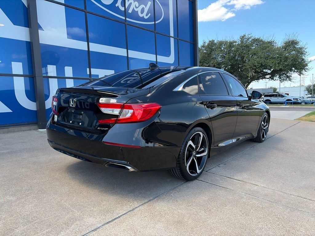 Used 2019 Honda Accord Sport image 7