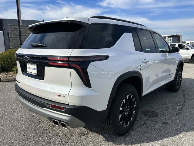 Used 2025 Chevrolet Traverse Z71 w/ Driver Confidence Package AWD/4WD image 4