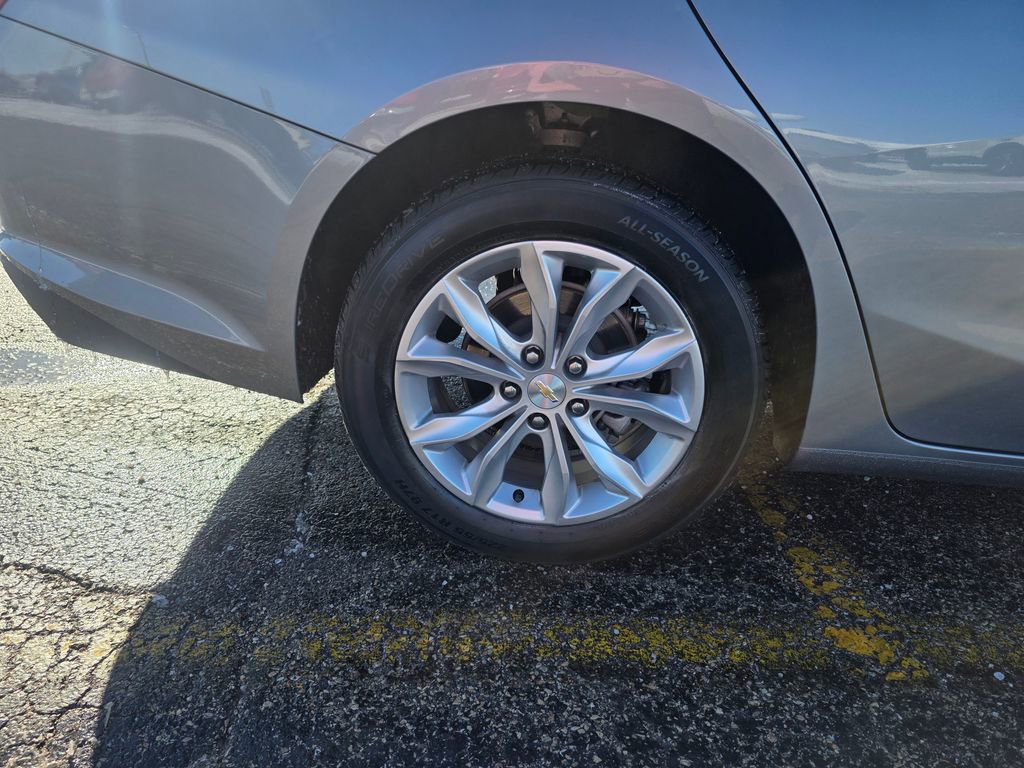 Used 2024 Chevrolet Malibu LT image 10