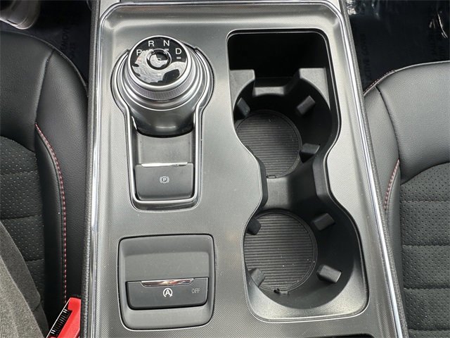 Certified 2024 Ford Edge ST-Line image 26