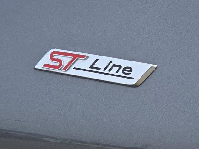 Certified 2025 Ford Explorer ST-Line w/ ST-Line Street Pack AWD/4WD image 7