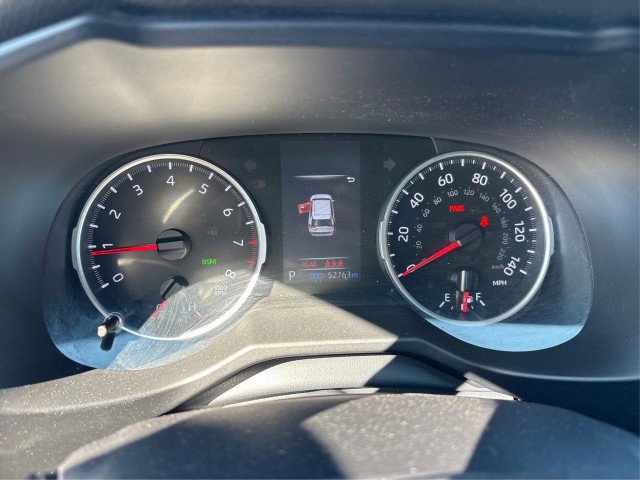 Used 2021 Toyota RAV4 LE AWD/4WD image 14