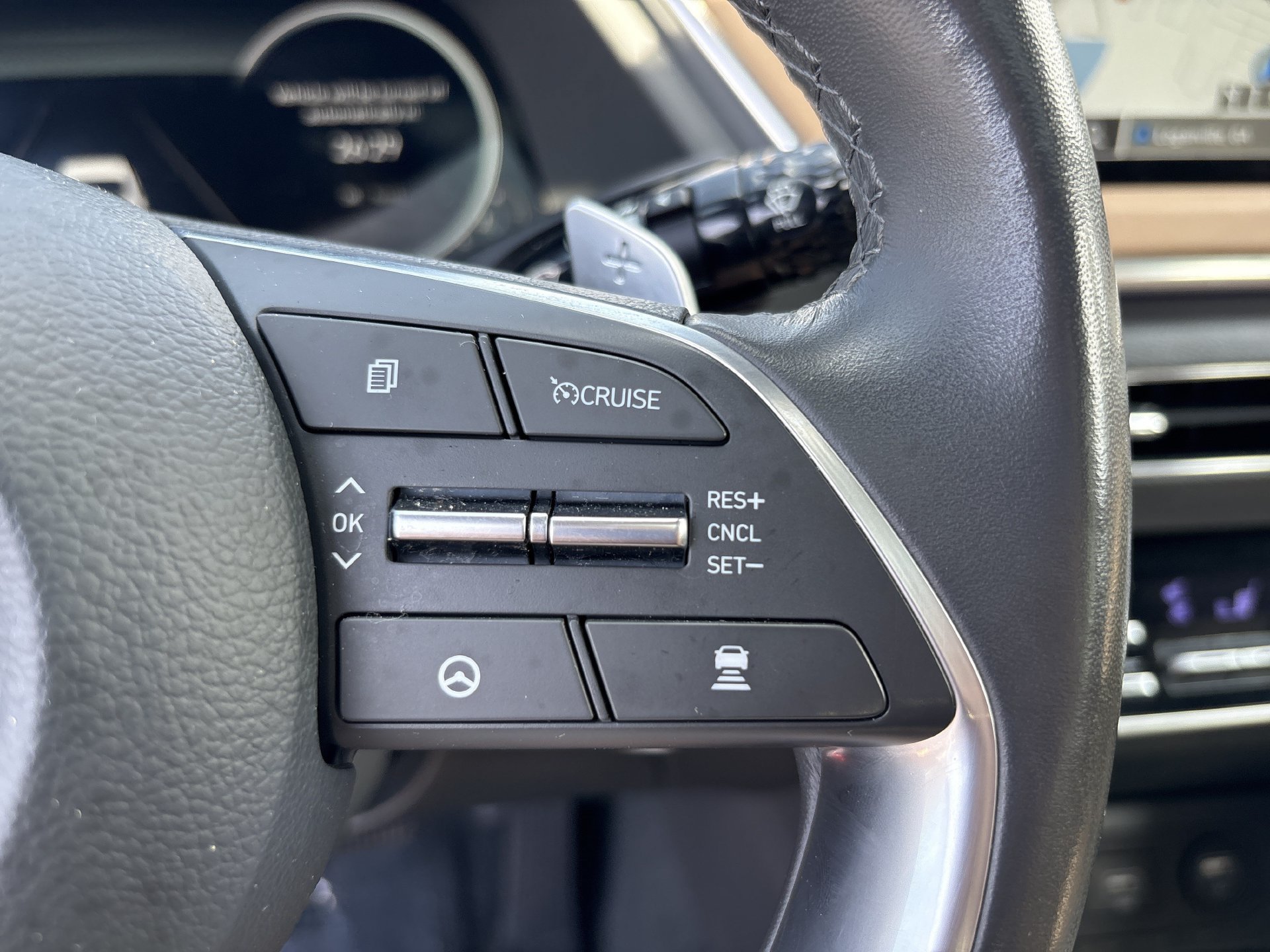 Used 2023 Hyundai Sonata Limited FWD image 30