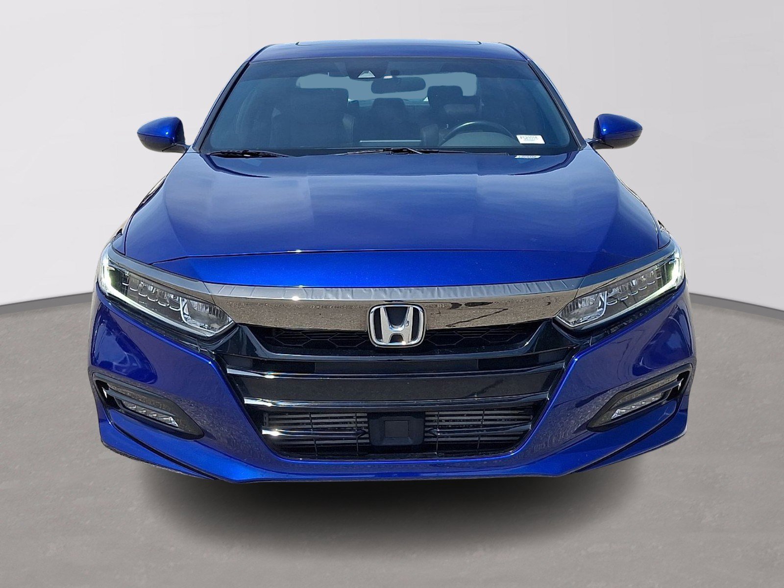Used 2019 Honda Accord Sport image 2