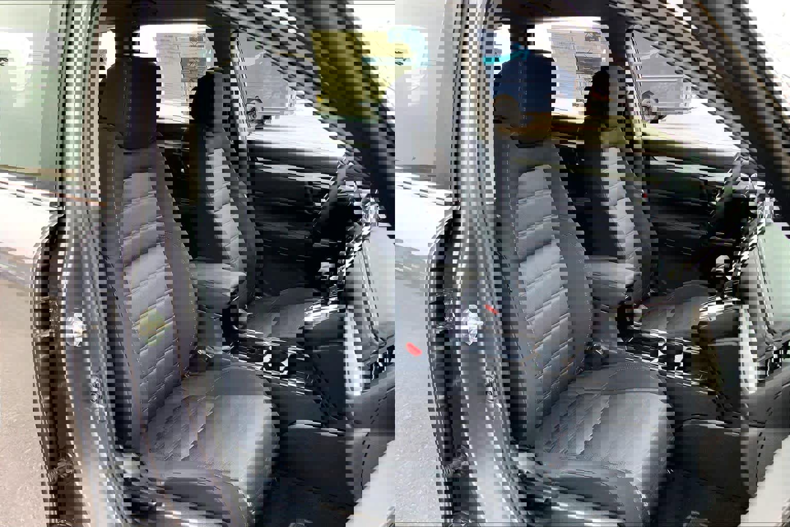 Used 2020 Honda CR-V LX image 9