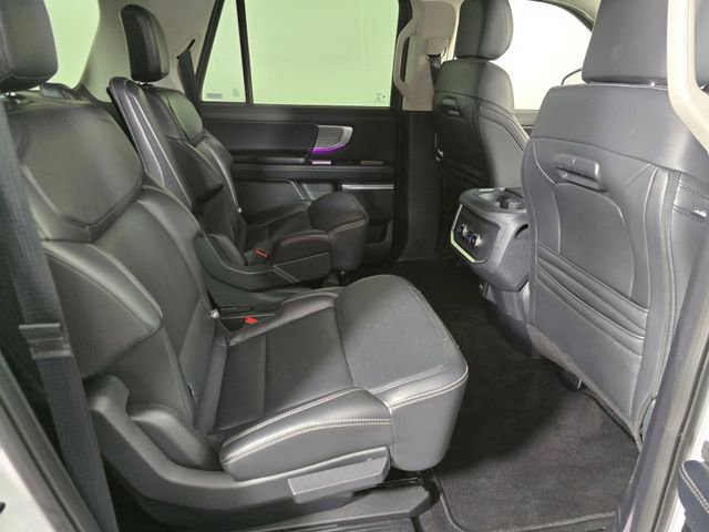 Certified 2025 Ford Expedition Max Platinum AWD/4WD image 14