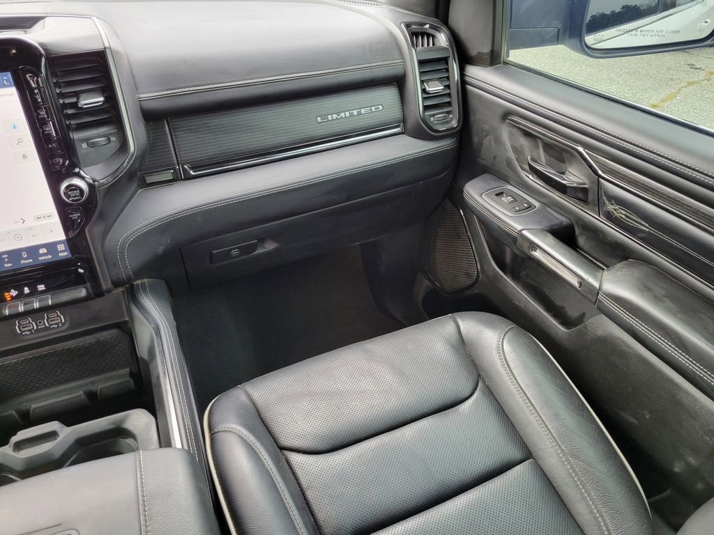 Used 2024 RAM 1500 Limited w/ Body Color Bumper Group image 19